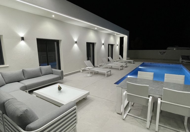 Obra nueva - detached -
La Romana