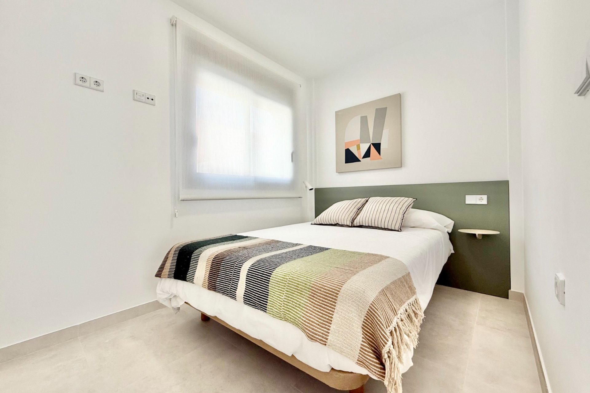 Obra nueva - low-bungalow -
Cox