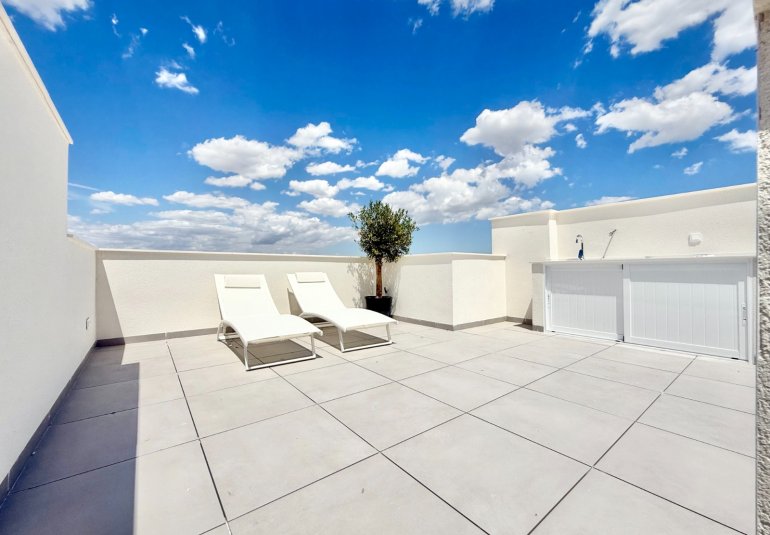 Obra nueva - low-bungalow -
Cox