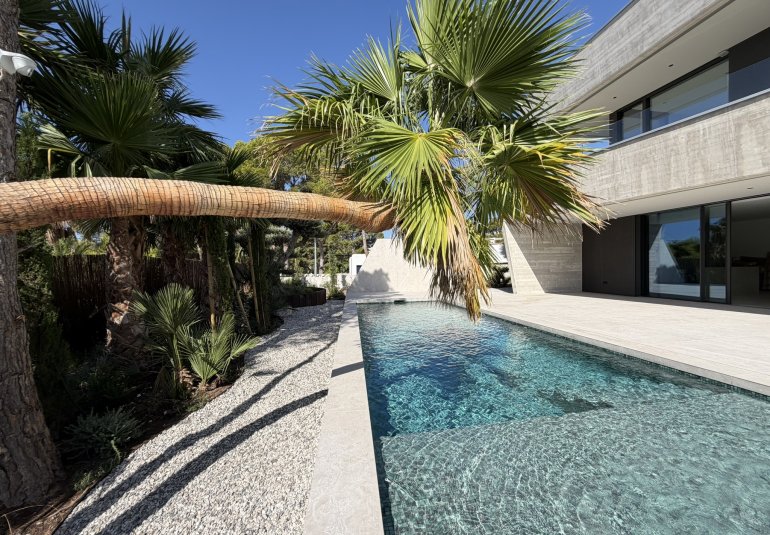 Obra nueva - Villa -
Altea