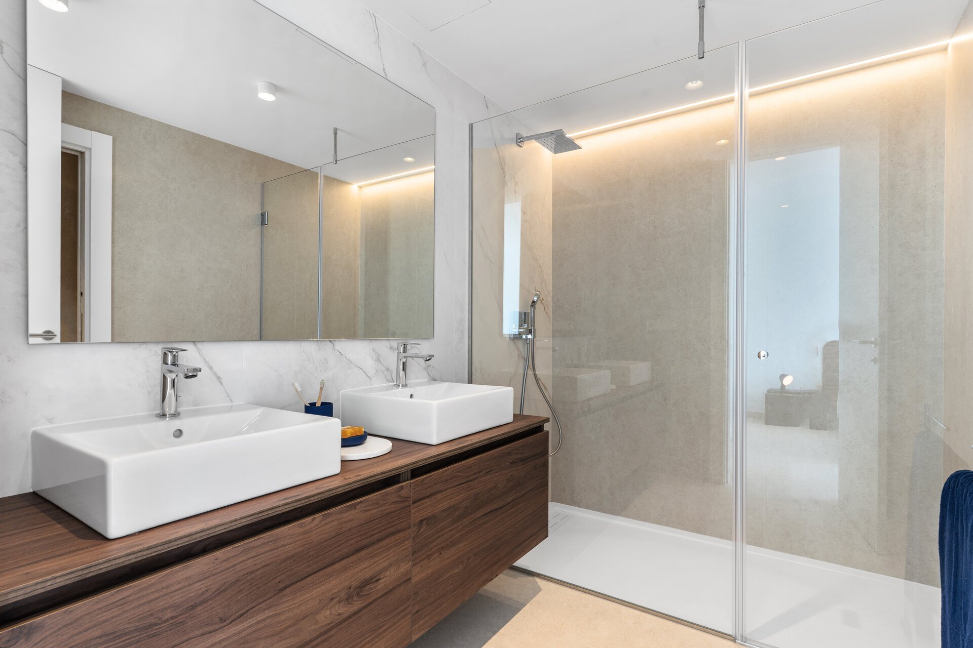 Obra nueva - Villa -
Altea