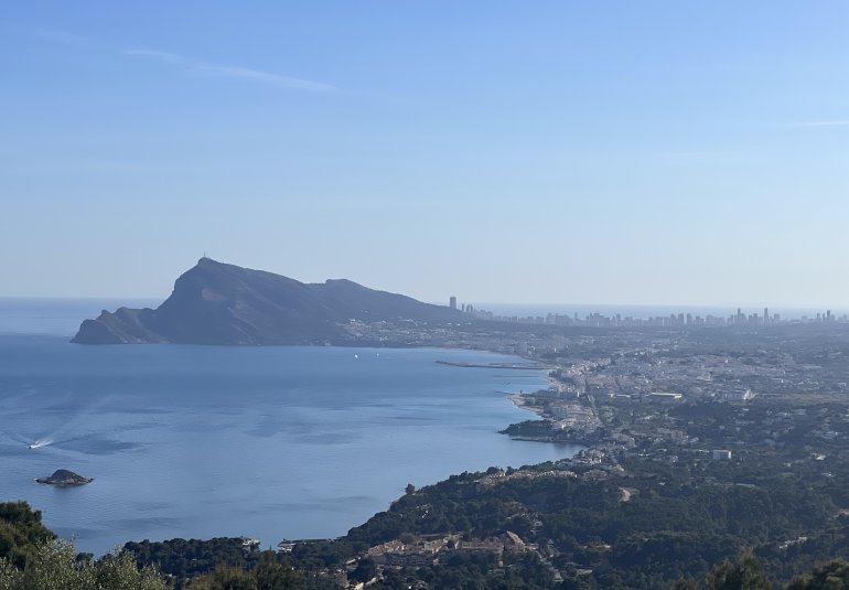 Obra nueva - Villa -
Altea