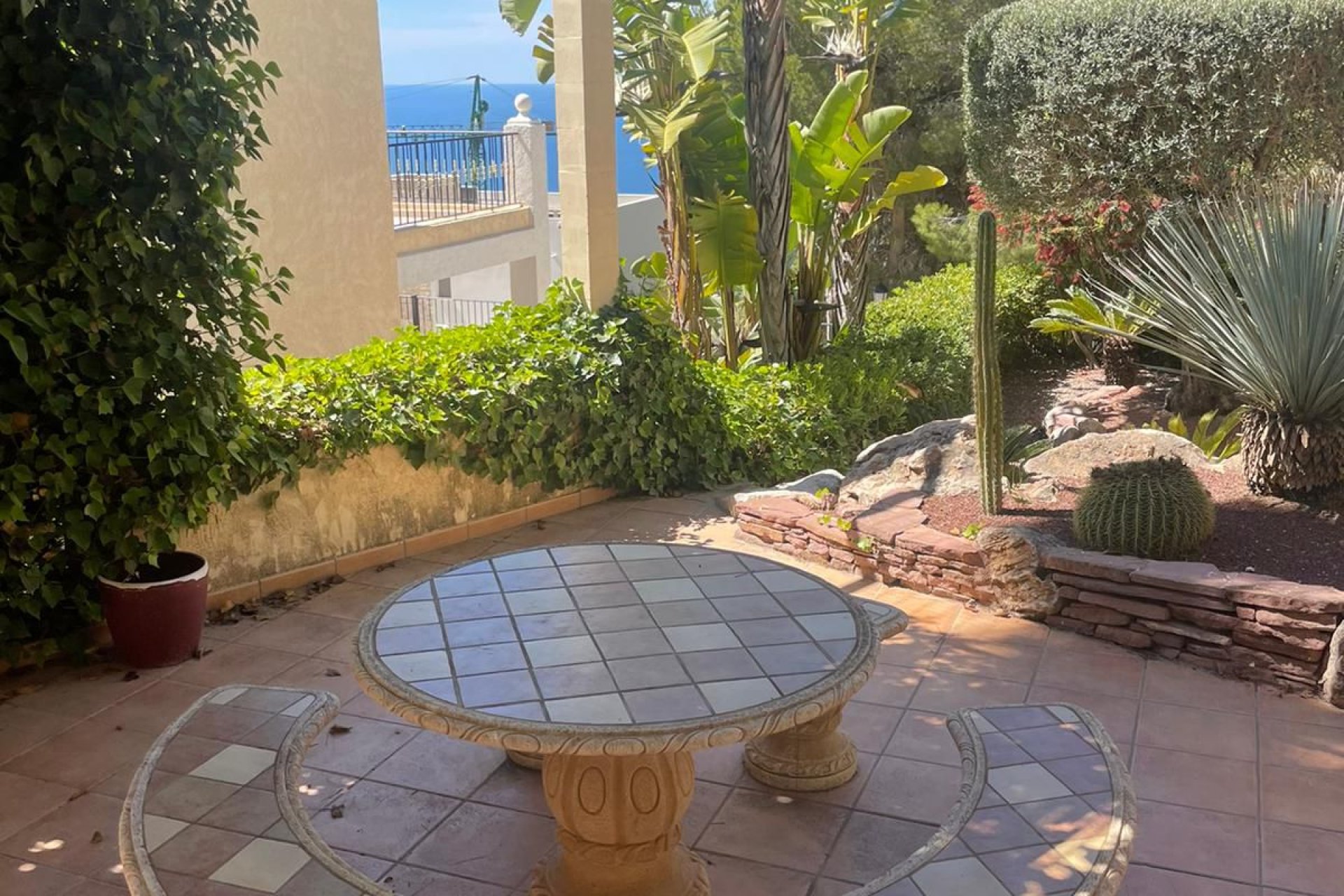 Obra nueva - Villa -
Altea