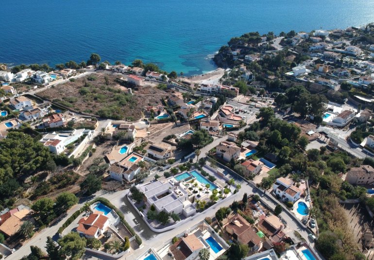 Obra nueva - Villa -
Benissa