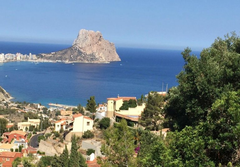 Obra nueva - Villa -
Calpe