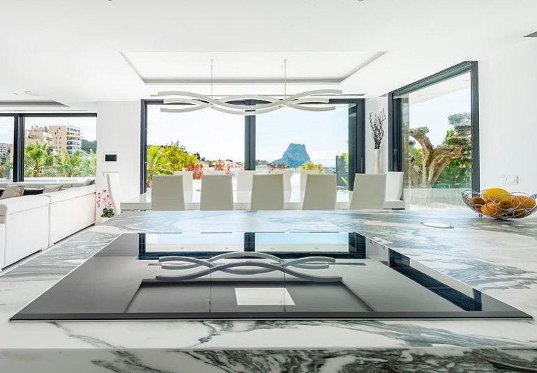 Obra nueva - Villa -
Calpe