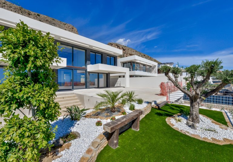 Obra nueva - Villa -
Finestrat