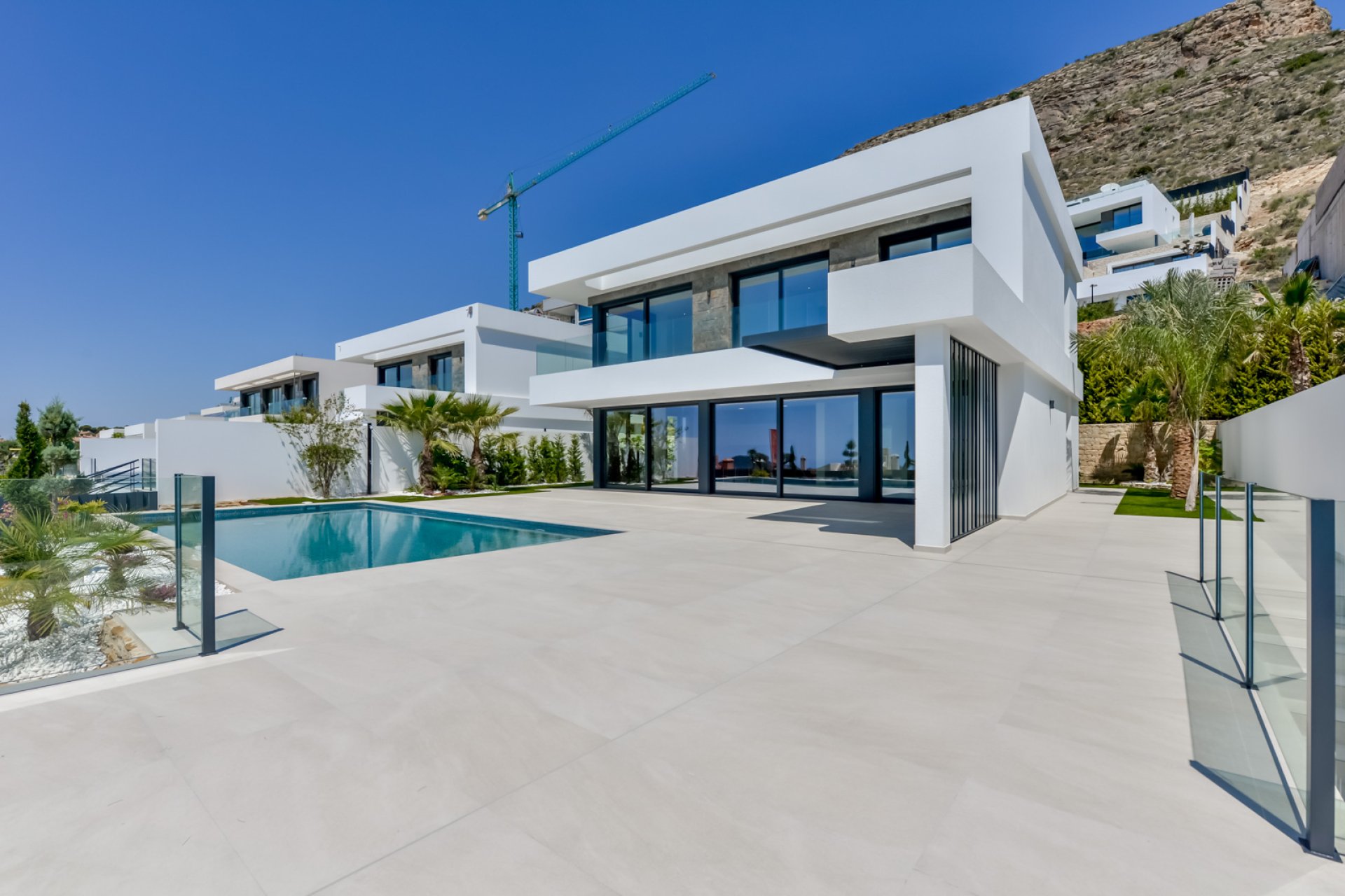 Obra nueva - Villa -
Finestrat