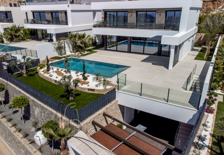 Obra nueva - Villa -
Finestrat
