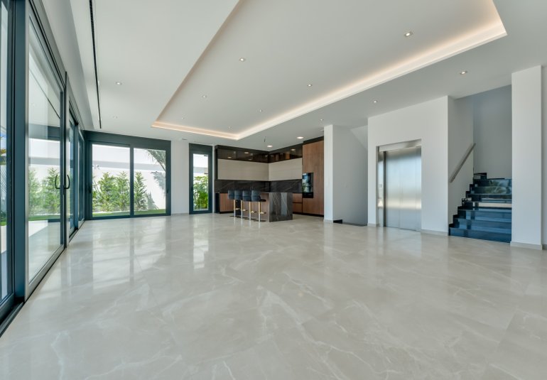 Obra nueva - Villa -
Finestrat