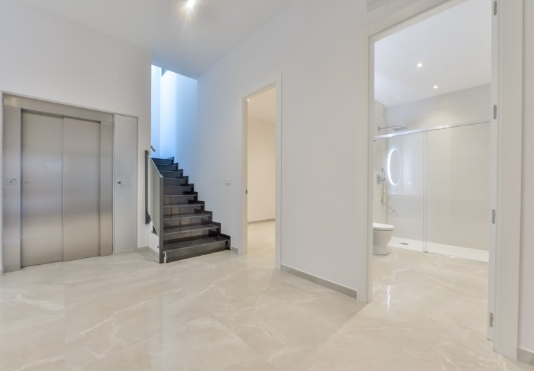 Obra nueva - Villa -
Finestrat