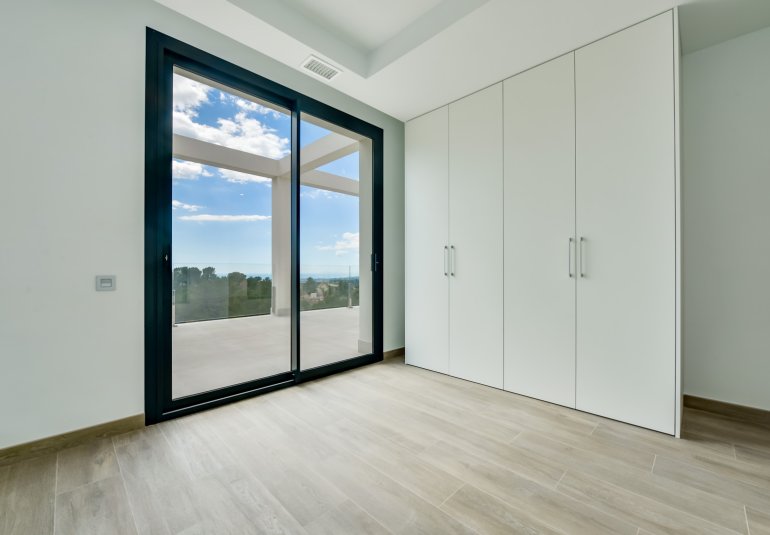 Obra nueva - Villa -
Finestrat