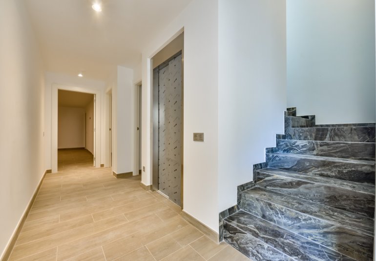 Obra nueva - Villa -
Finestrat
