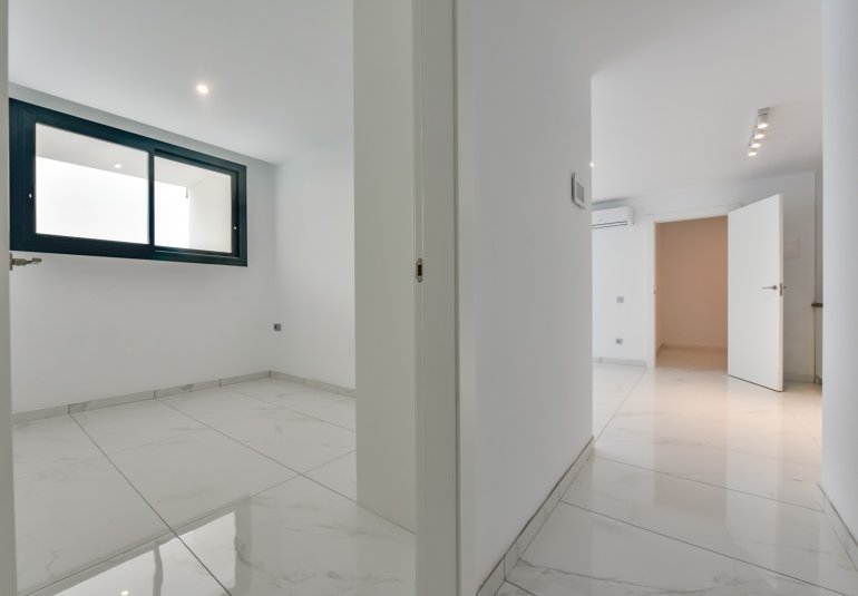 Obra nueva - Villa -
Finestrat