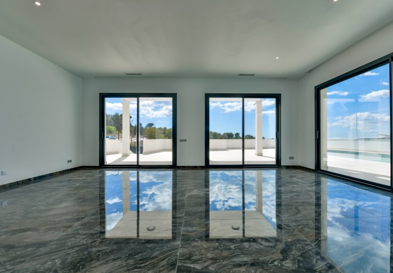 Obra nueva - Villa -
Finestrat