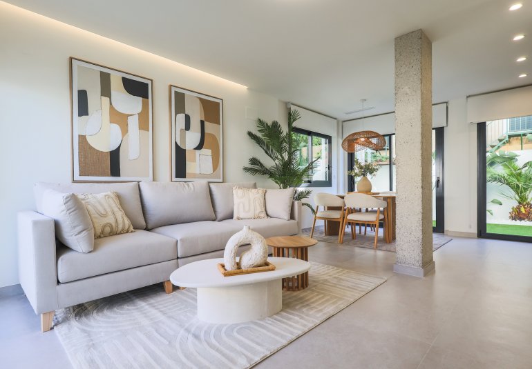 Obra nueva - Villa -
Orihuela Costa