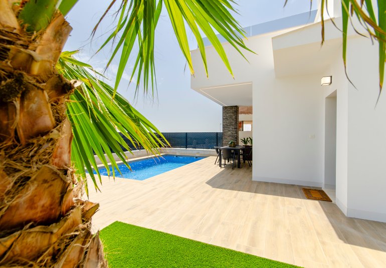 Obra nueva - Villa -
Vistabella