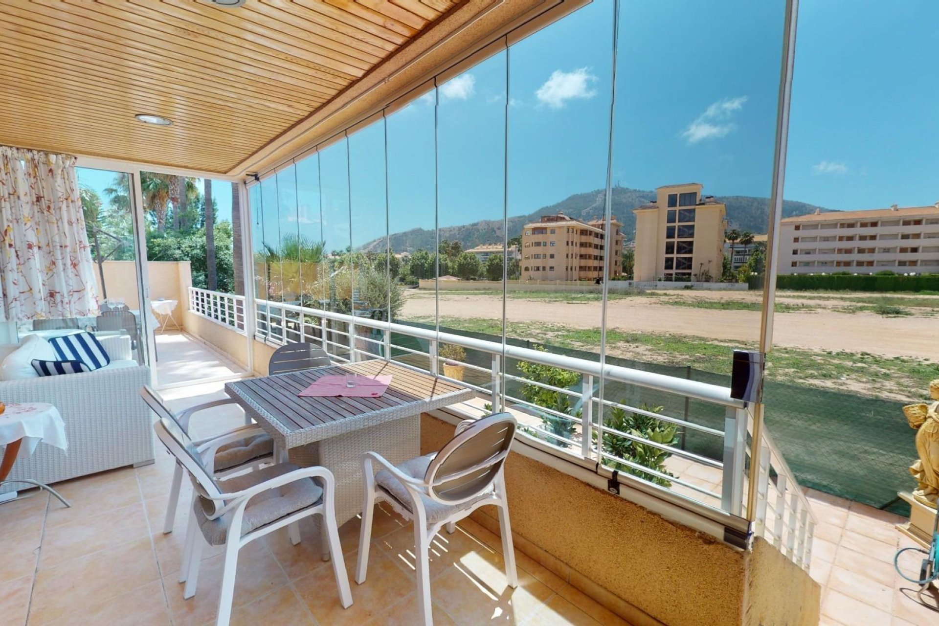 Resale - Apartment / flat -
Alfaz del Pi - Albir