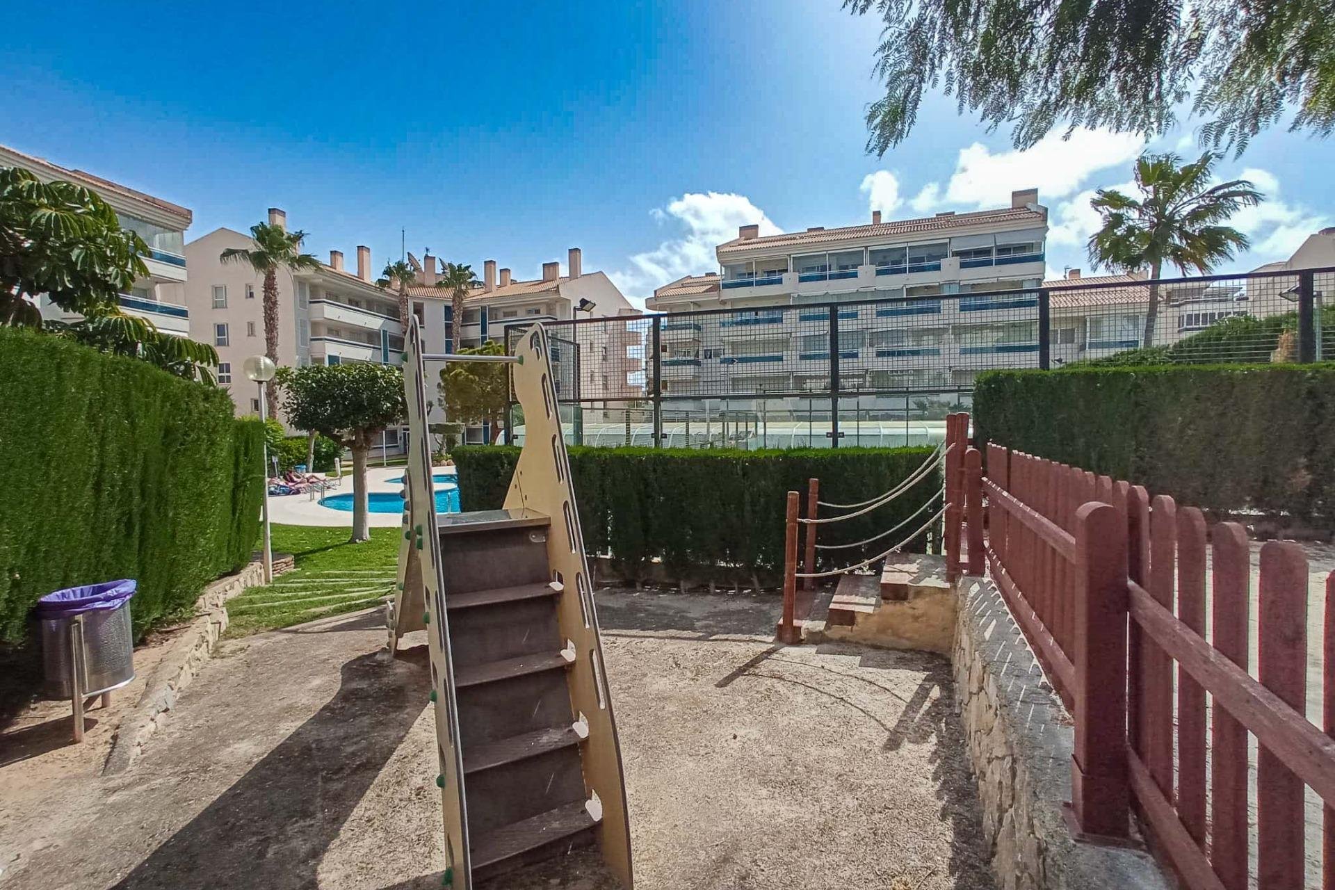Resale - Apartment / flat -
Alfaz del Pi - Albir