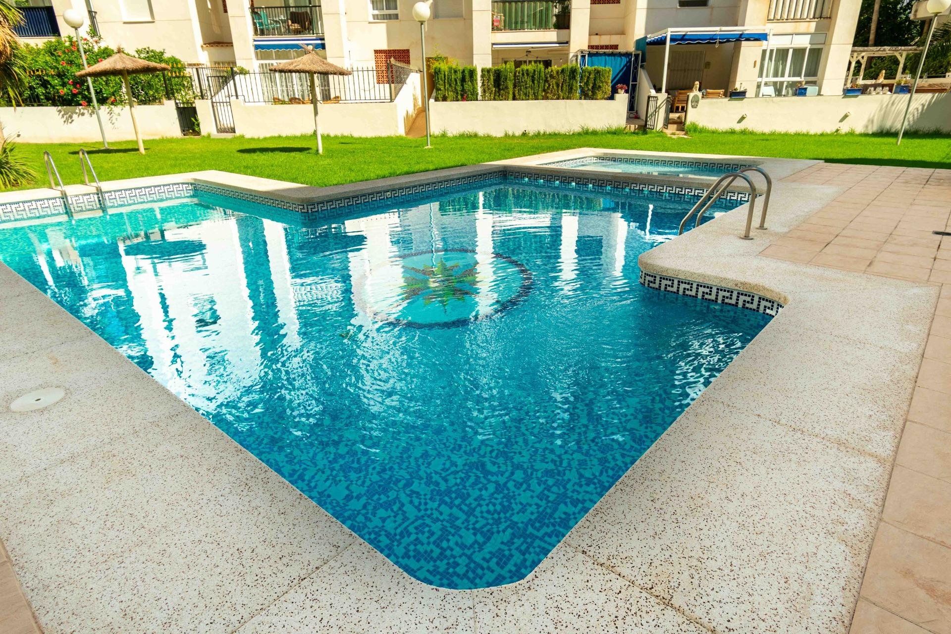 Resale - Apartment / flat -
Alfaz del Pi - Albir