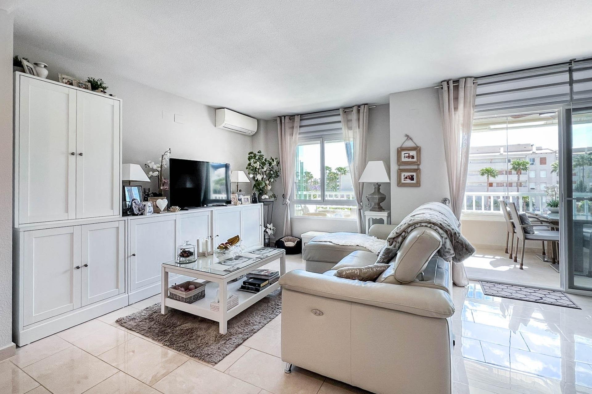 Resale - Apartment / flat -
Alfaz del Pi - Albir
