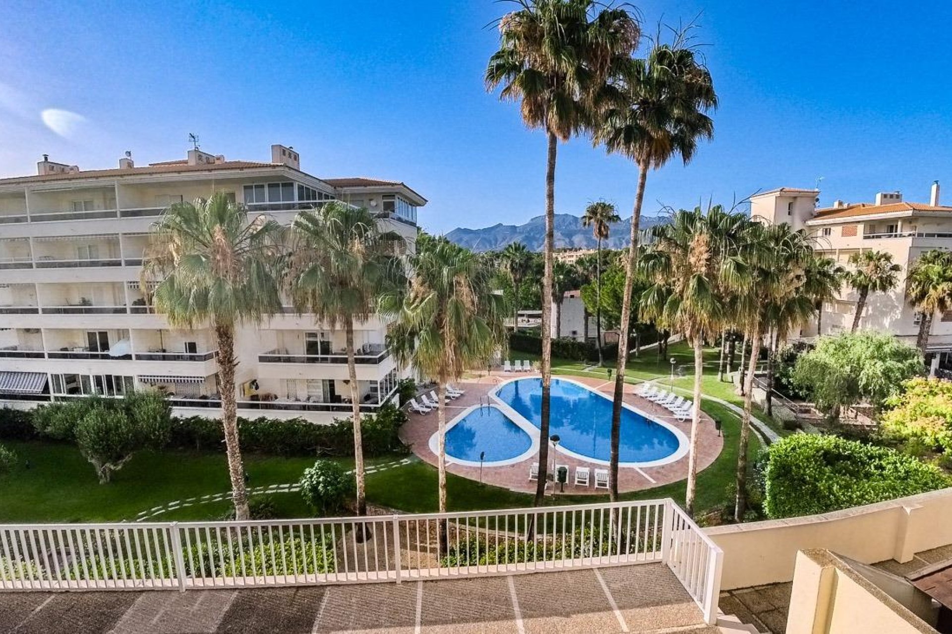 Resale - Apartment / flat -
Alfaz del Pi - Albir