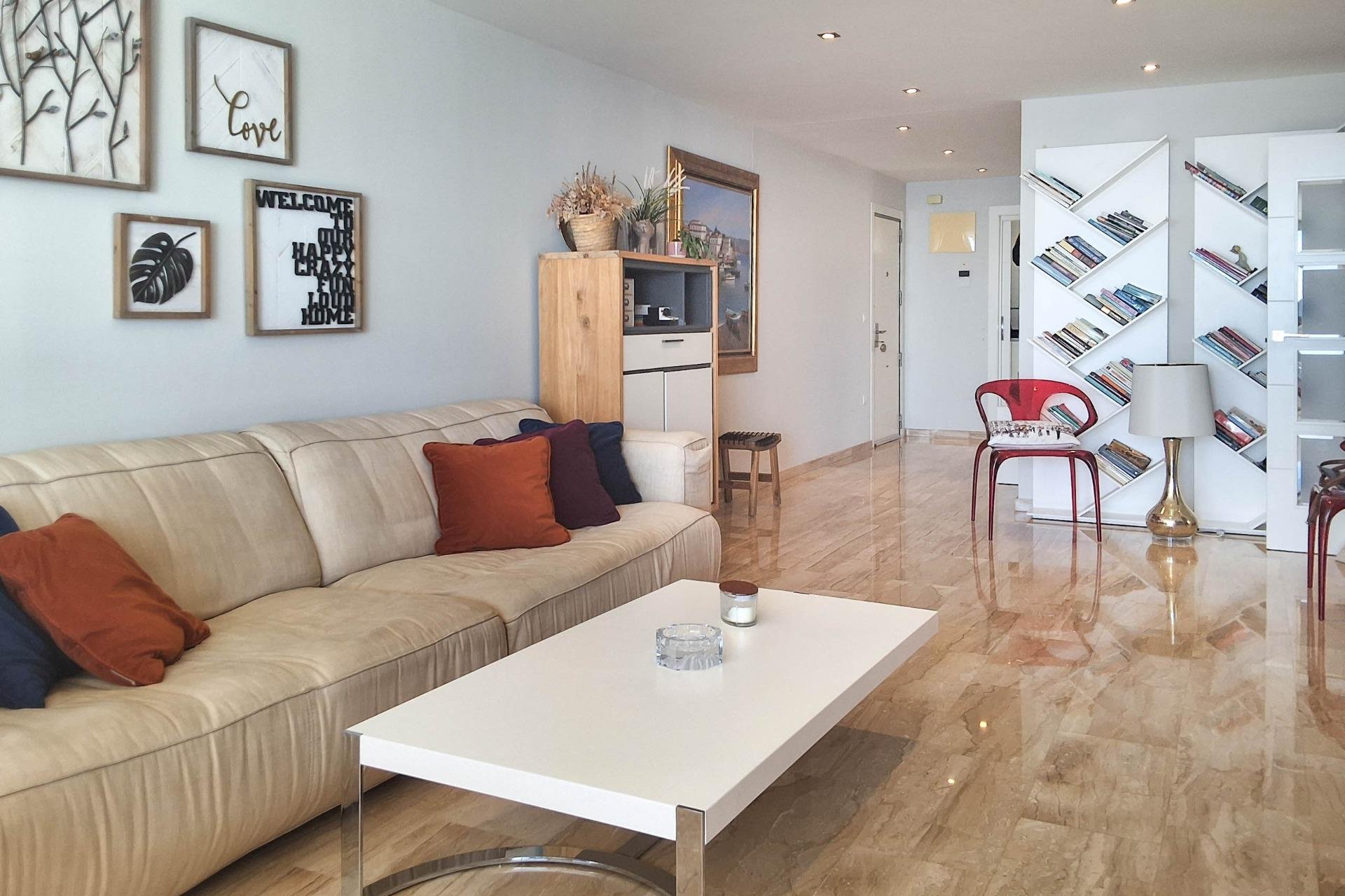 Resale - Apartment / flat -
Benidorm
