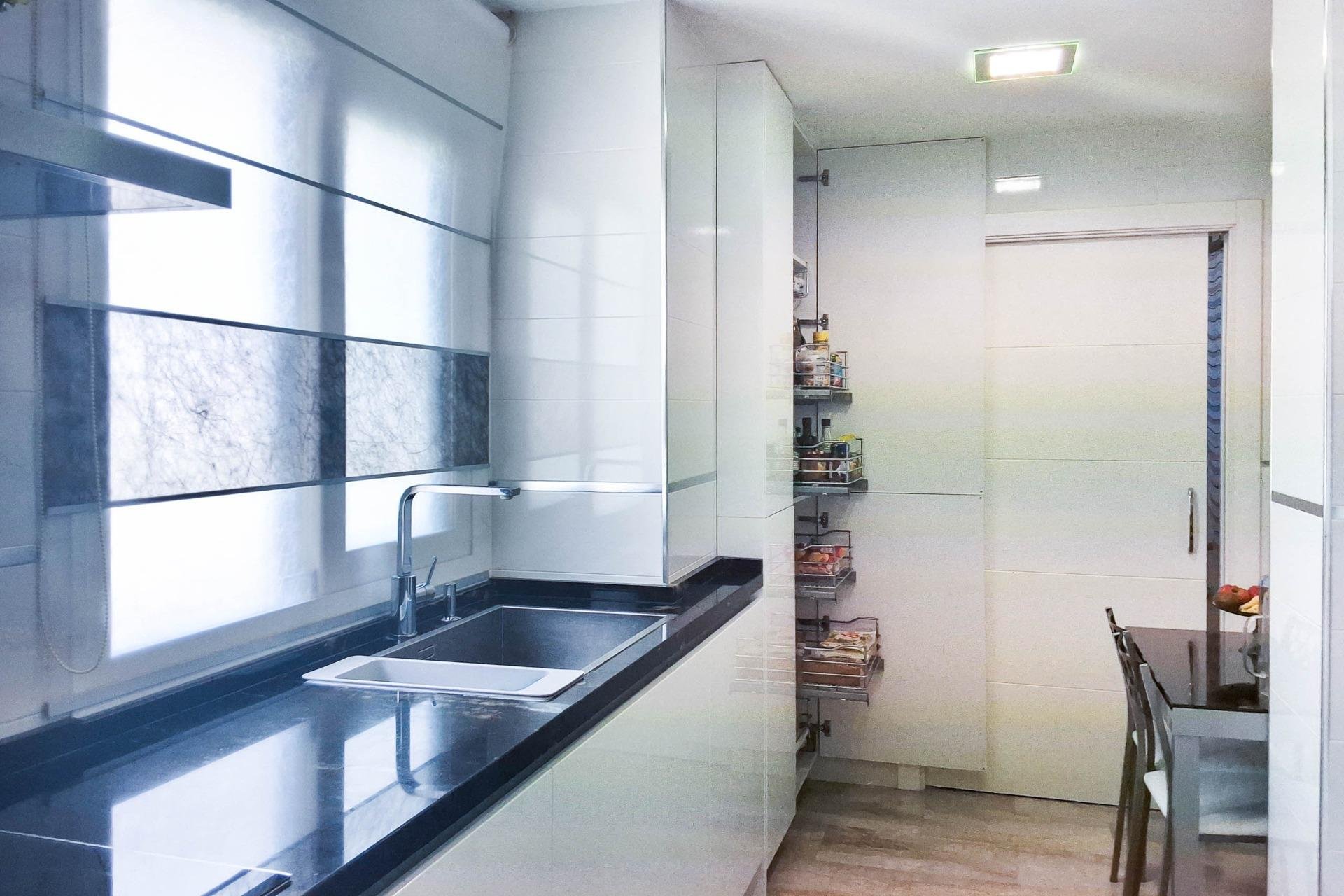 Resale - Apartment / flat -
Benidorm