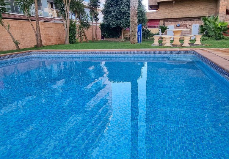 Resale - Apartment / flat -
Benidorm