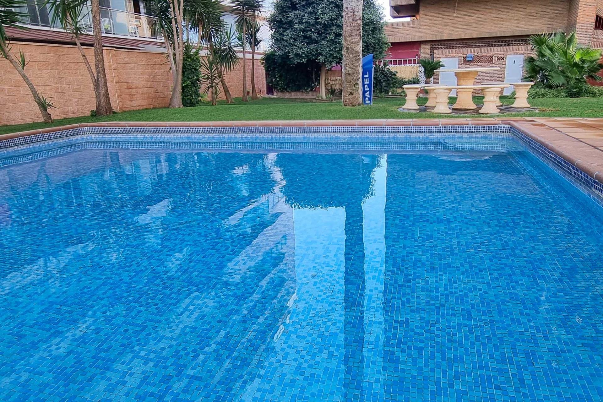 Resale - Apartment / flat -
Benidorm