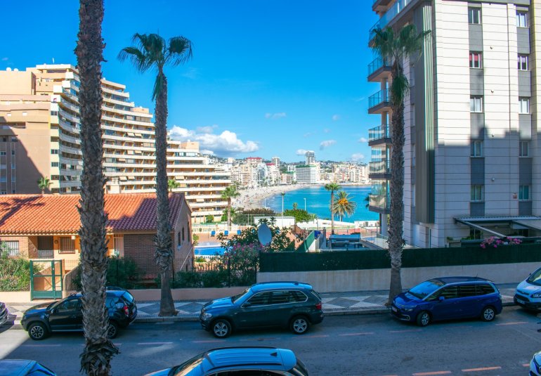 Resale - Apartment / flat -
Calpe - Zona Levante - Playa Fossa