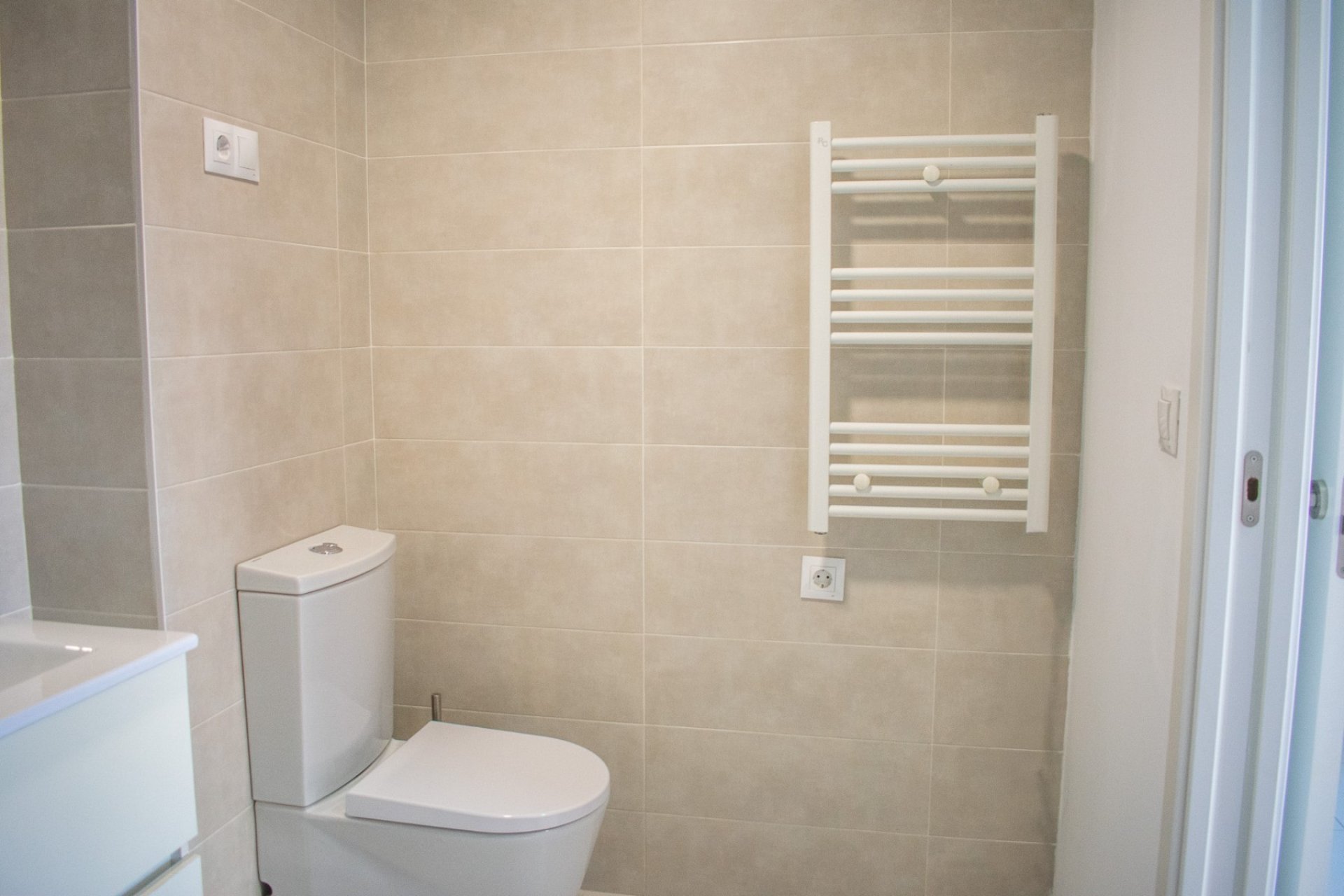 Resale - Apartment / flat -
Calpe - Zona Levante - Playa Fossa