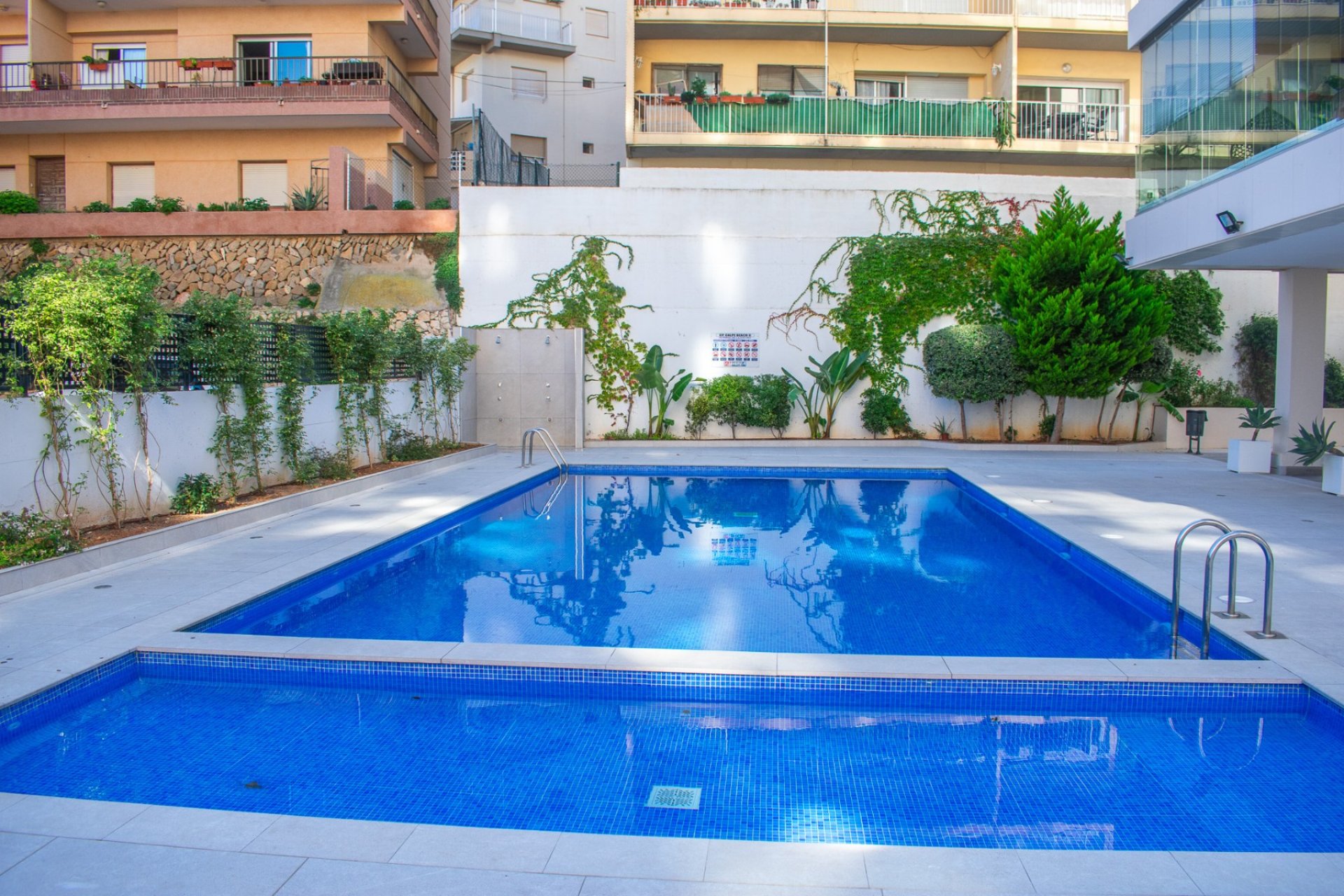 Resale - Apartment / flat -
Calpe - Zona Levante - Playa Fossa