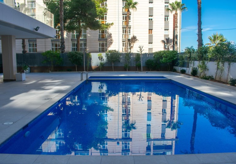 Resale - Apartment / flat -
Calpe - Zona Levante - Playa Fossa