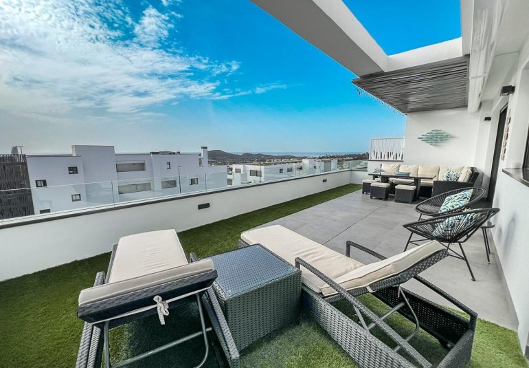 Resale - Apartment / flat -
Finestrat
