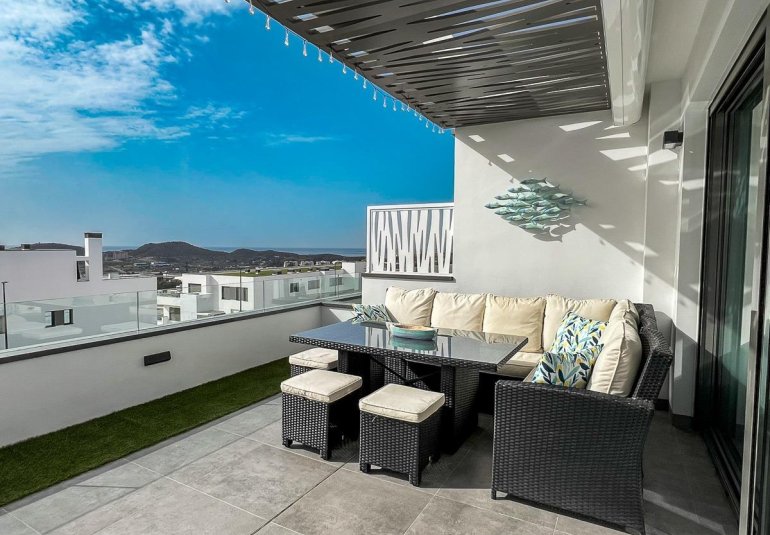 Resale - Apartment / flat -
Finestrat