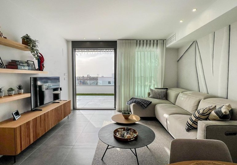 Resale - Apartment / flat -
Finestrat