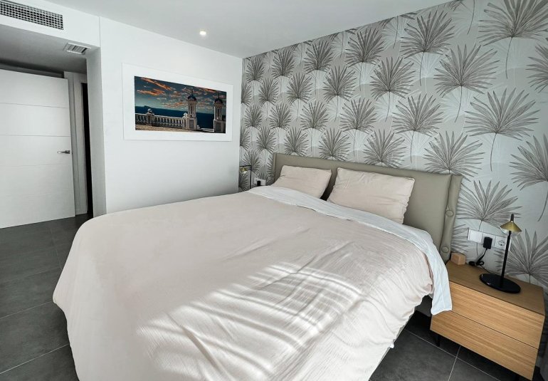 Resale - Apartment / flat -
Finestrat
