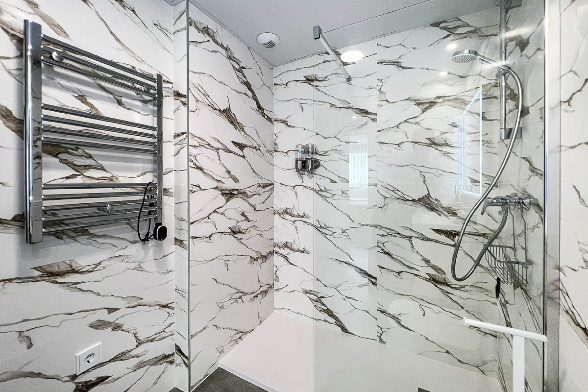 Resale - Apartment / flat -
Finestrat