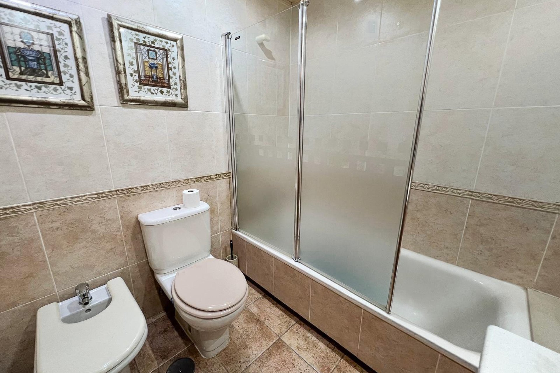 Resale - Apartment / flat -
Villajoyosa