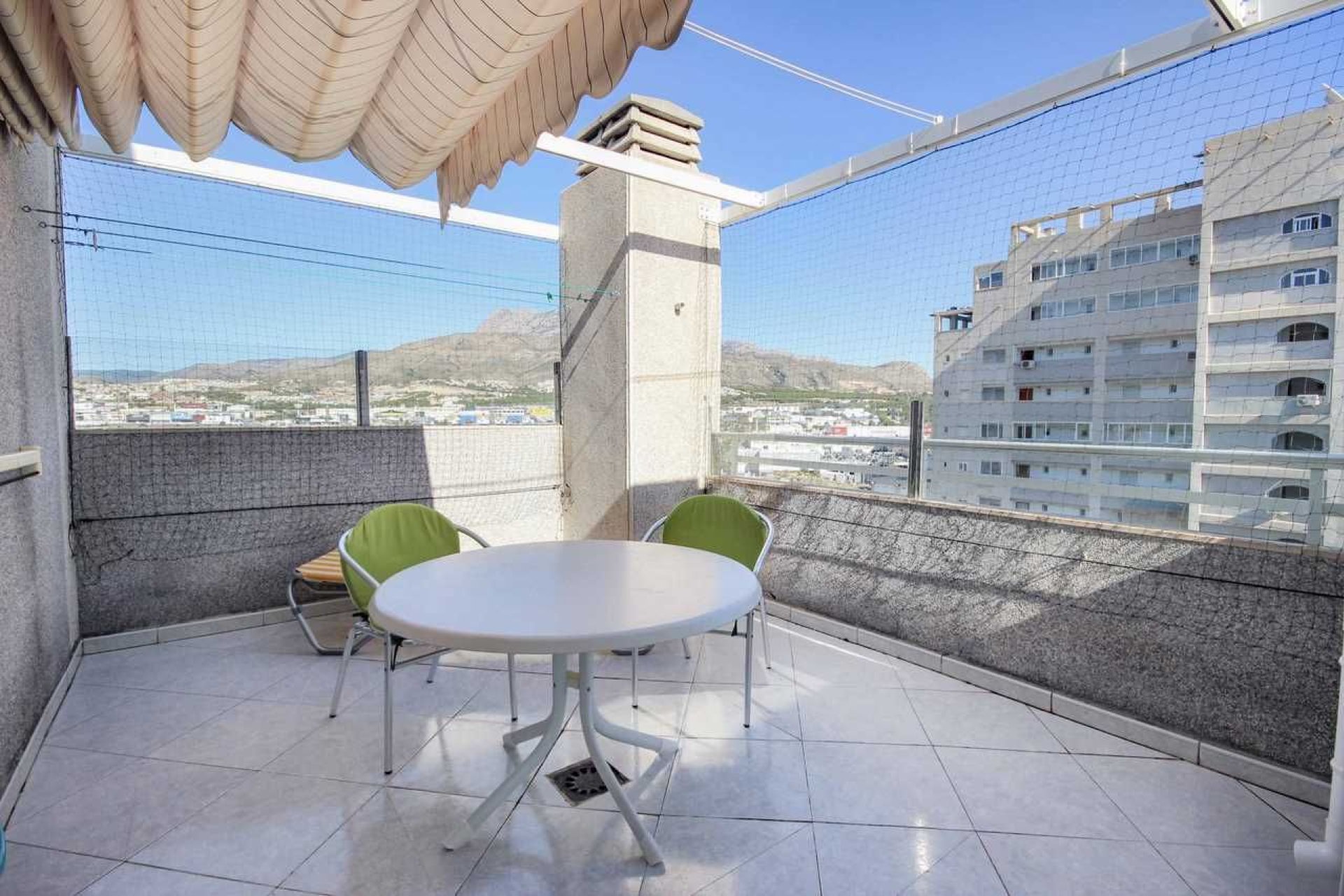 Resale - Apartment / flat -
Villajoyosa