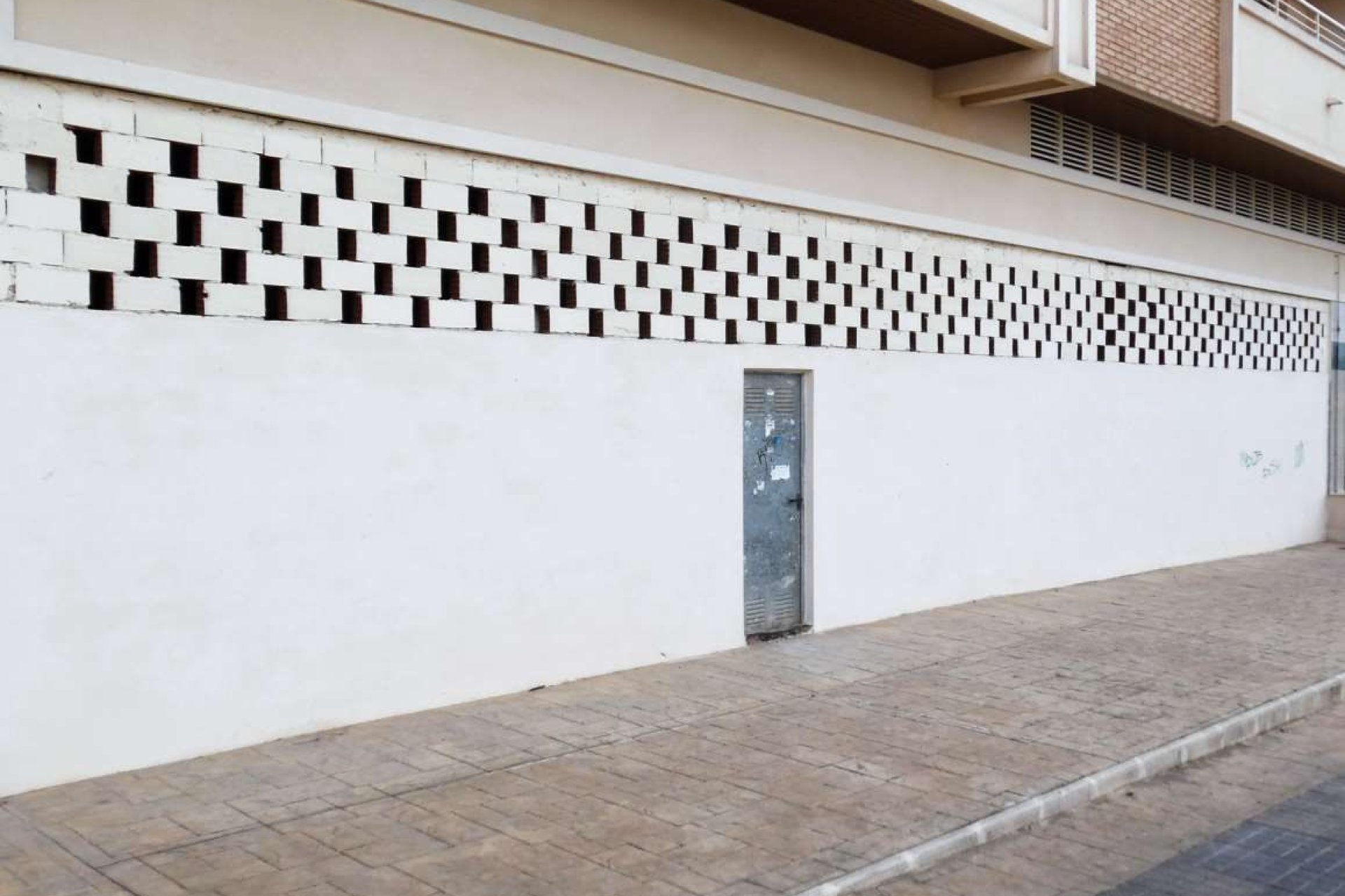 Resale - Commercial -
Alfaz del Pi