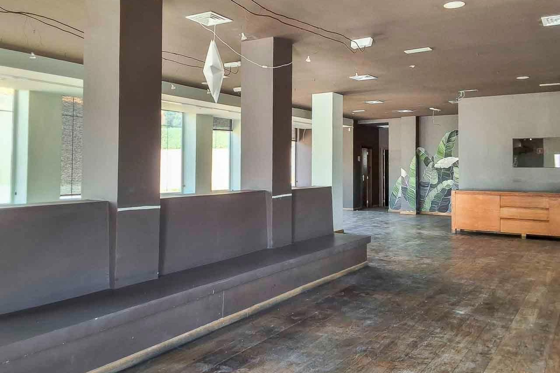 Resale - Commercial -
Altea