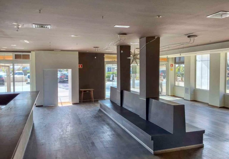 Resale - Commercial -
Altea