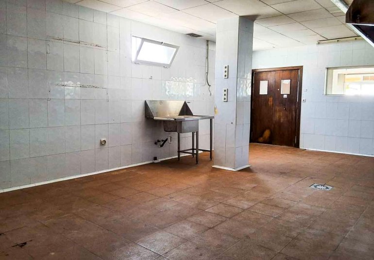 Resale - Commercial -
Altea