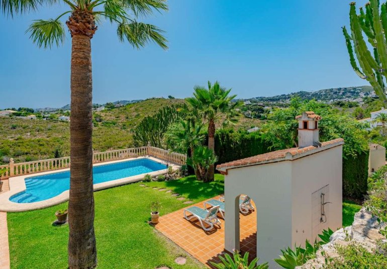 Resale - Townhouse -
Jávea