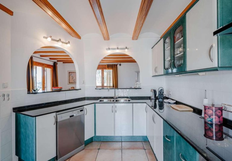 Resale - Townhouse -
Jávea