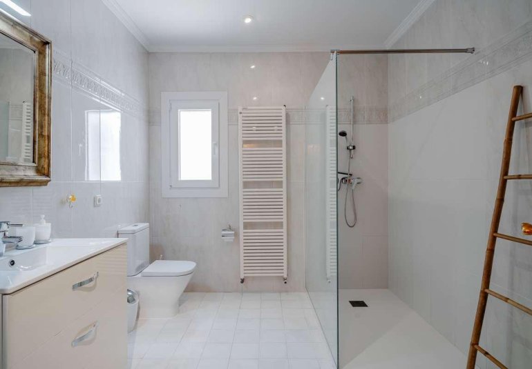 Resale - Townhouse -
Jávea