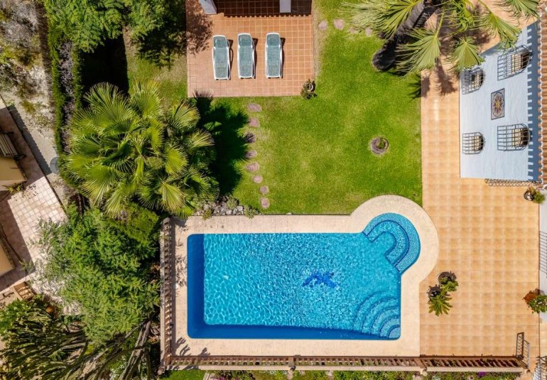 Resale - Townhouse -
Jávea