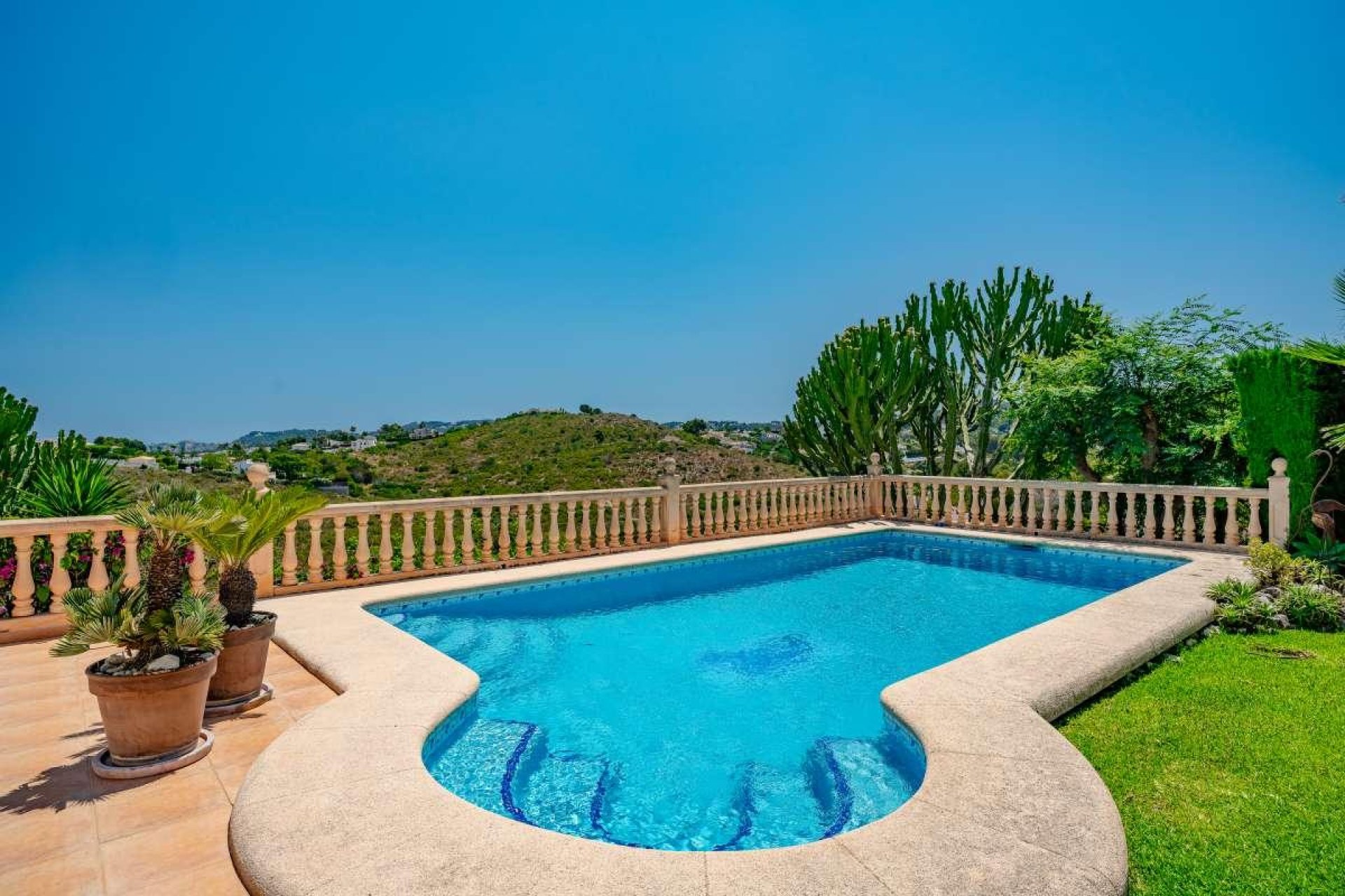 Resale - Townhouse -
Jávea